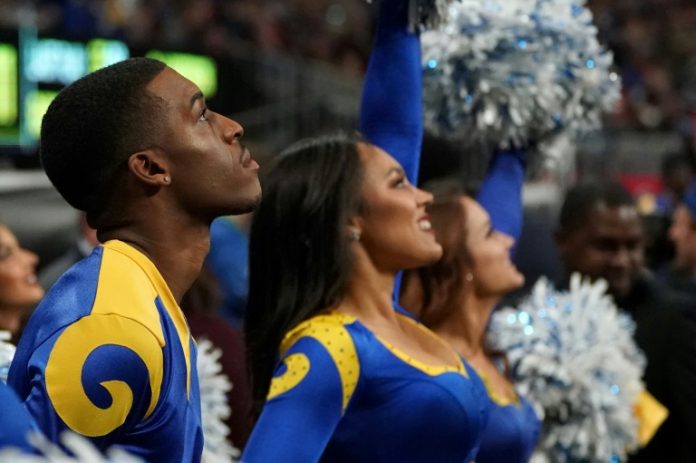 Rams' male cheerleaders make Super Bowl history