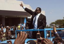 Malawi's president asks voters to hand him second and final term