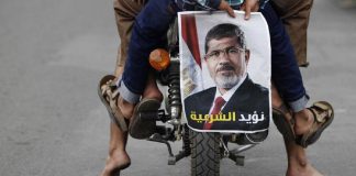 Ex-Egypt president Mohamed Mursi buried in Cairo