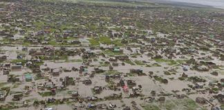 Mozambique death toll rises to 417 after cyclone - minister