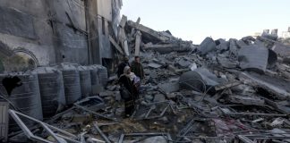 New Gaza rocket threatens truce after Netanyahu warning