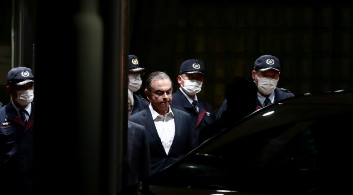 Ghosn wins bail in Japan but banned from seeing wife