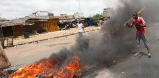 Deaths, ashes in wake of Ivory Coast ethnic violence