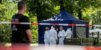 Germany kicks out Russian diplomats over Berlin murder