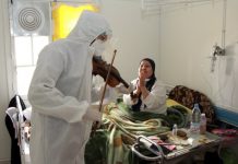 sky news africa Tunisian doctor plays violin to boost virus patients’ morale